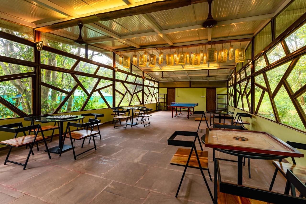 Kanha Jungle Camp Exterior photo